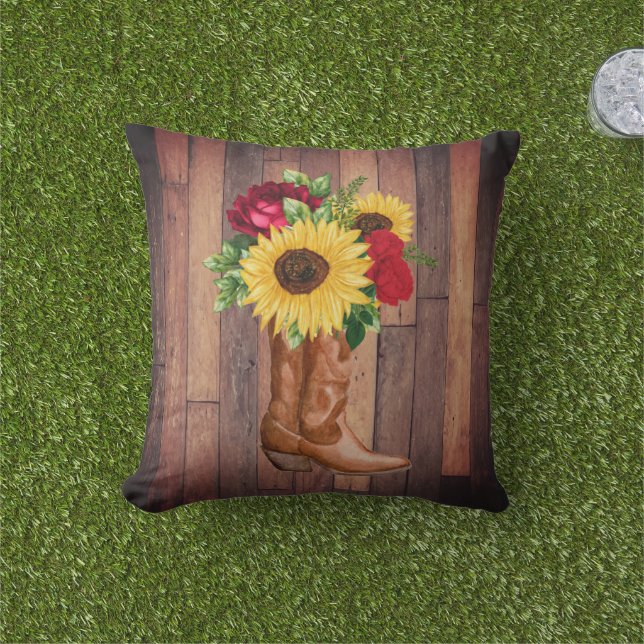 Rustic Wood Cowgirl Boots Sunblommor Ro utomhus Kudde (Gräs)