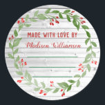 Rustic Wood jul Canning | Homemade Sylt Runt Klistermärke<br><div class="desc">Julkanläggning i Rustik,  vit Helgdag |Sylt Homemade-etikettdesign. Redo för vattenfärgsutandningsdesign för julkrans så att du kan anpassa dig med utrymme för att lämna skriva i data och namn Ideal för all helgdag.</div>