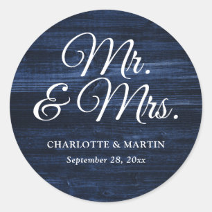 Rustic Wood Navy Blue Mr. och Mrs Bröllop Runt Klistermärke