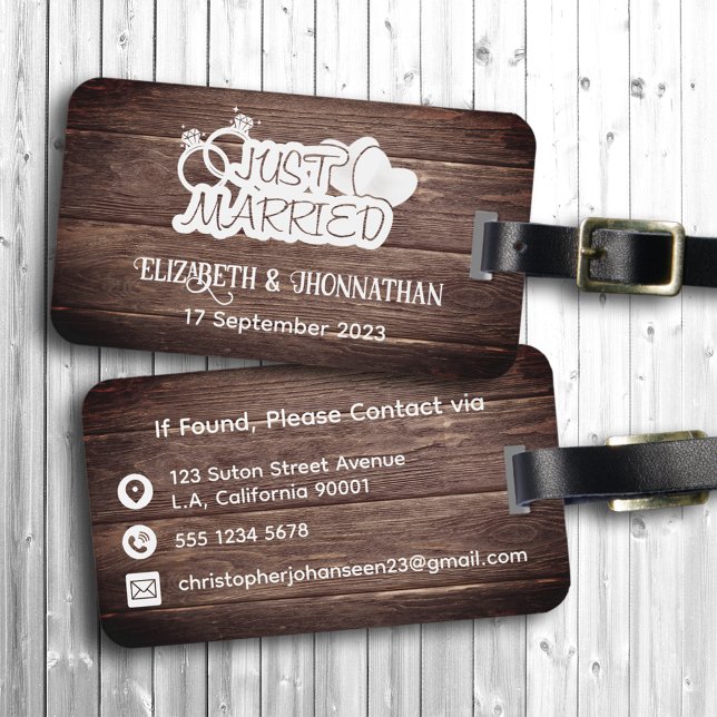 Rustic Wood Ny gifta White Typography Couple Bagagebricka (Skapare uppladdad)