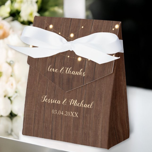 Rustic Wood och String Ljus Bröllop Presentaskar (Personalized Rustic Wood and String Lights Wedding Favor Boxes
)