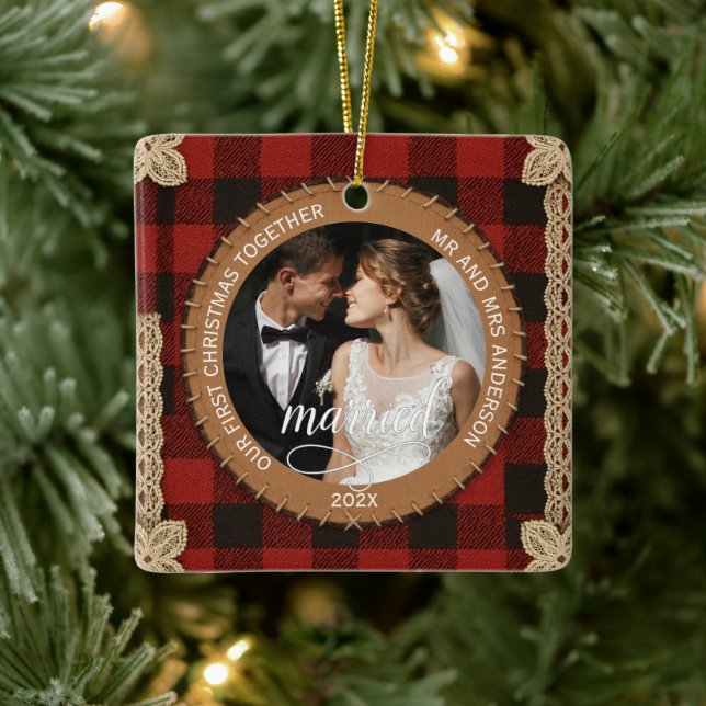 Rustic Wood Plank Plaid First Christmas Married  Julgransprydnad Keramik (Träd)