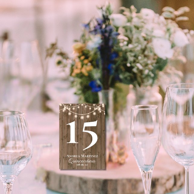 Rustic Wood Planks String of Ljus Quinceañera Bordsnummer (Skapare uppladdad)