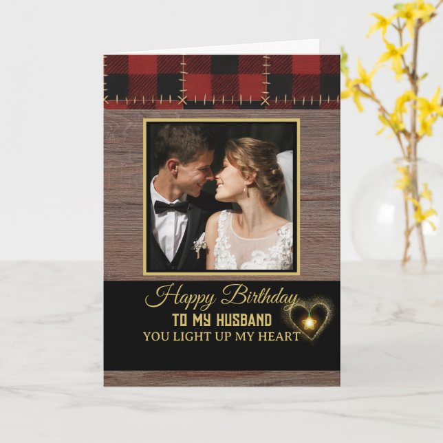 Rustic Wood Red Plaid Happy Birthday my Husband  Kort (Gul blomma)