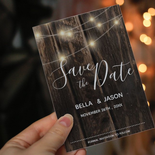 Rustic Wood String Ljus Bröllop spara datum Inbjudan Vykort (Rustic Wood String Lights Wedding Save The Date Invitation Postcard)