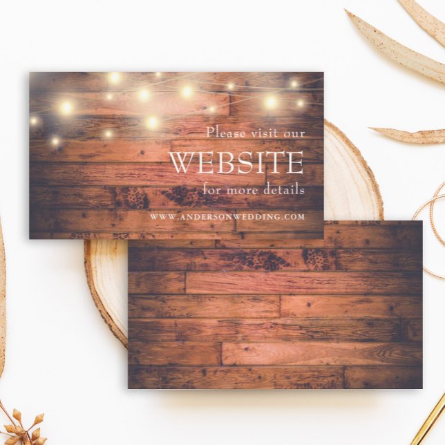 Rustic Wood String Ljus webbplats Tilläggskort (Rustic wood card is a great way to enclose a card directing your guests to your wedding website.)