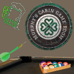 Rustic Wood Tone Irish Celtic 4 Löv Klöver Darttavla<br><div class="desc">Rustic Wood Tone Irish Celtic 4 Löv Klöver Dart Board. Perfekt för vilken irländsk pub eller Pub som helst,  eller för någon irländsk guldfamiljs spelrum. Anpassa till namn. Det är perfekten till alla irländska familjer.</div>