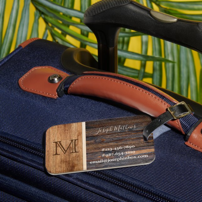 Rustic Wood Tone Monogram Bagagebricka (Framsida Insitu 3)