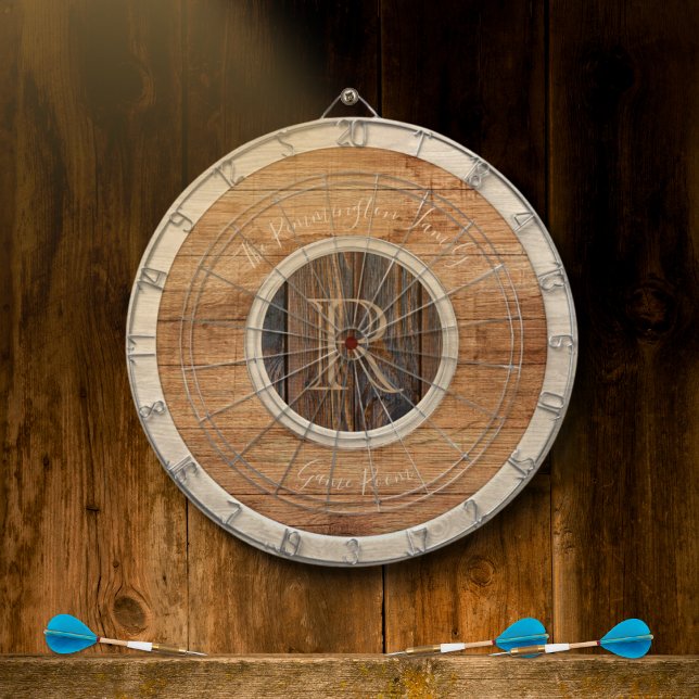 Rustic Wood Tone Monogram Tan and Brown Dart Board Darttavla (Skapare uppladdad)