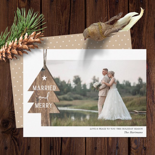 Rustic Wood Träd Ornament Married julfoto Julkort (Skapare uppladdad)