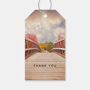 Rustic Wooden Bridge i Land Presentetikett