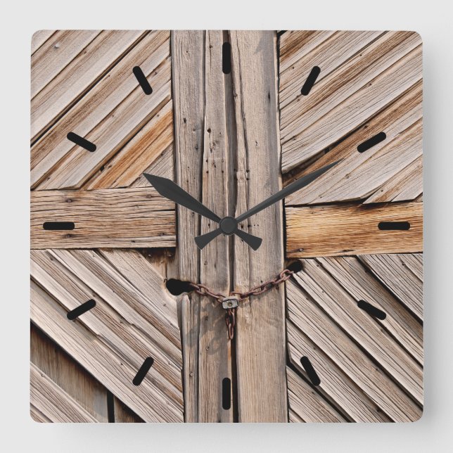 Rustic Wooden Doors Fyrkantig Klocka (Framsida)