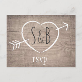 Rustic Wooden Heart Elegant bröllop OSA Postcard Inbjudan Vykort