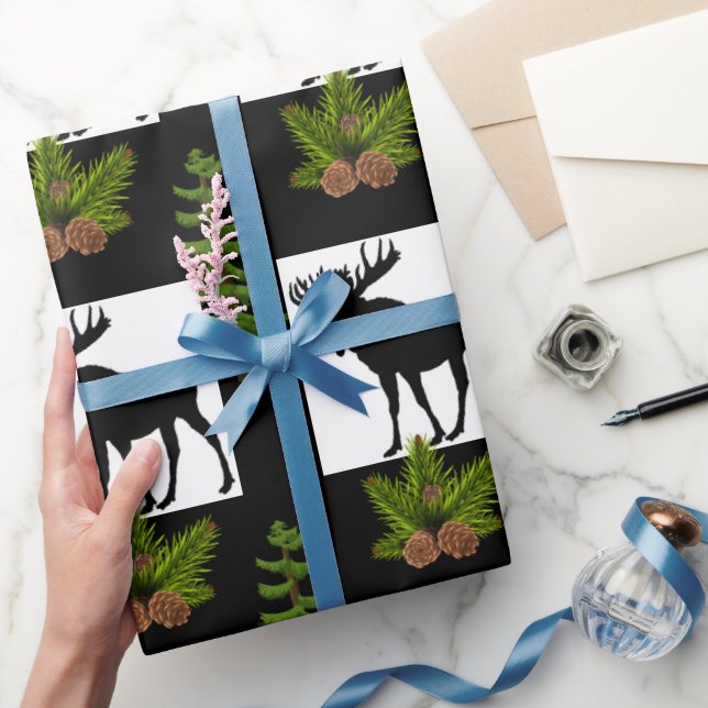 Rustig Älg med Tallgrenar  Presentpapper (Gifting)