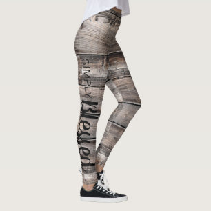 Rustig chic BLESSED-skript på barnwood   Leggings