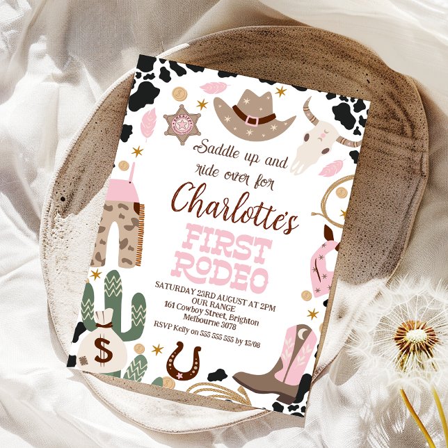 Rustig Rosa Saddle Up First Rodeo 1:a födelsedagen Inbjudningar (Girls First Rodeo 1st Birthday Invitation, Pink 1st Rodeo Birthday Invite, Western Themed Birthday, )