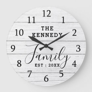 Rustik Black and White Wood Farmhouse Family Namn Stor Klocka