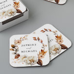 Rustik Blommigt Hösthöns, utandning Bröllop Underlägg Papper Kvadrat<br><div class="desc">Elegant faller blommigt bröllop underlägg med namn som omges av vattenfärgade blommor och löv i skugga av elfenben,  kräm,  brunt och orange. Bho-höstens underlägg bröllop är perfekt för ditt bröllop,  repetitionsmiddag,  förlovningsfest,  par dusch osv. Designkoordinaterna med vår Rustic Autumn Blommigt bröllop-samling.</div>