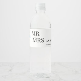 rustik blomsterbukett i dammig blå akvarell vattenflaskor etikett