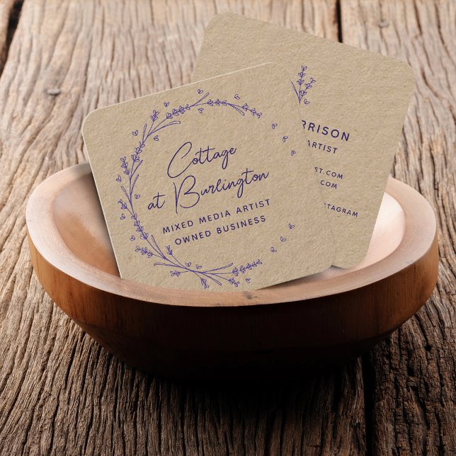 Rustik blomsterkrans med lavendelhjärtan fyrkantigt visitkort (Rustic Floral Lavender Hearts Wreath Square Business Card)