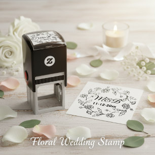 Rustik blomsterkrans med monogram och bröllopsdatu självfärgande stämpel