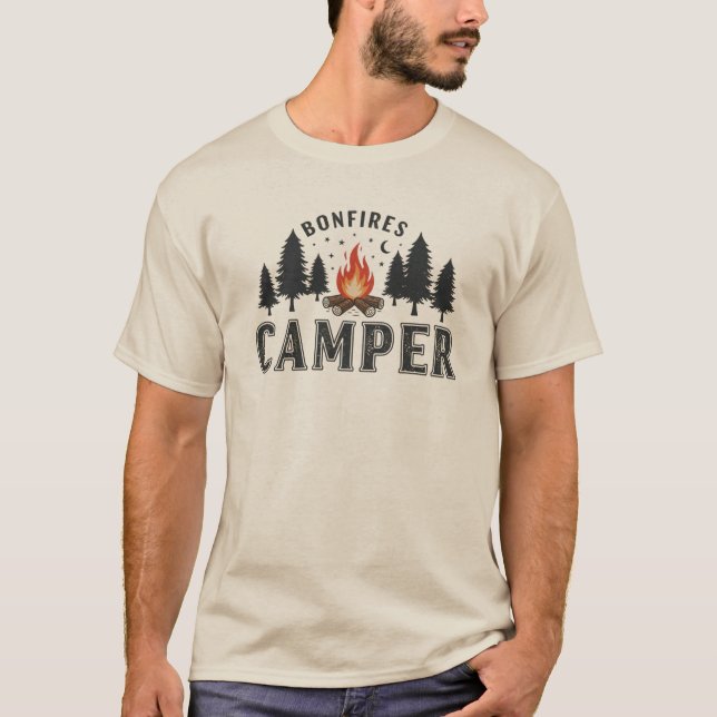 Rustik Bonfire Camper Night Forest Design T Shirt (Framsida)