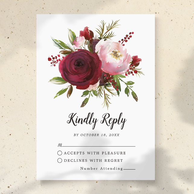Rustik bourgogne rosafärgad blomster monogram bröl OSA kort (Skapare uppladdad)