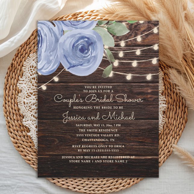 Rustik bröllopsfest för par med blå blommor inbjudningar (Rustic wood and dusty blue watercolor floral couple's bridal shower invitation)