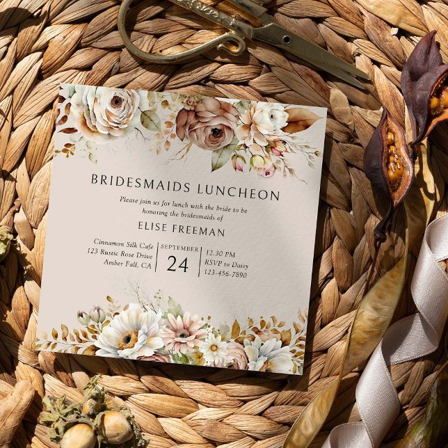Rustik Bröllopsmiddag med Neutral Brun Blommig Bru Inbjudningar (Bridesmaids Luncheon invite from the Rustic Floral Brown Neutral Wedding Collection by Darling & May)