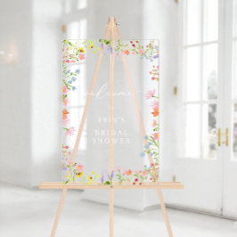 Rustik bröllopsram välkomstskylt med vilda blommor