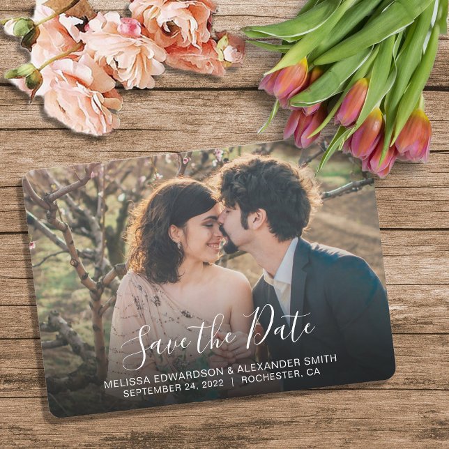 Rustik brud och groomfoto bröllop spara datum (Rustic bride and groom photo wedding Save the Date. Unique personal Save the Date card.)