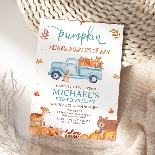 Rustik Brun Höstpumpa Lastbil 1-års Födelsedag Inbjudningar (Fall Pumpkin Truck First Birthday Invitation Template Printable Pumpkins Leaves and Stacks Hay )