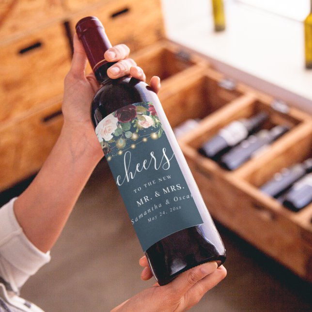 Rustik Burgundy Marinblå & Röda Blommor & Ljus Vinflaska Etikett (Skapare uppladdad)