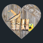 Rustik Cowboy och Cowgirl Bröllop Herr och fru Hjärtformat Klistermärke<br><div class="desc">Rustikt country och western,  "Herr och fru" cowboy och cowgirl stövlar och hatt med solrosor bröllop hjärtformade klistermärken.</div>