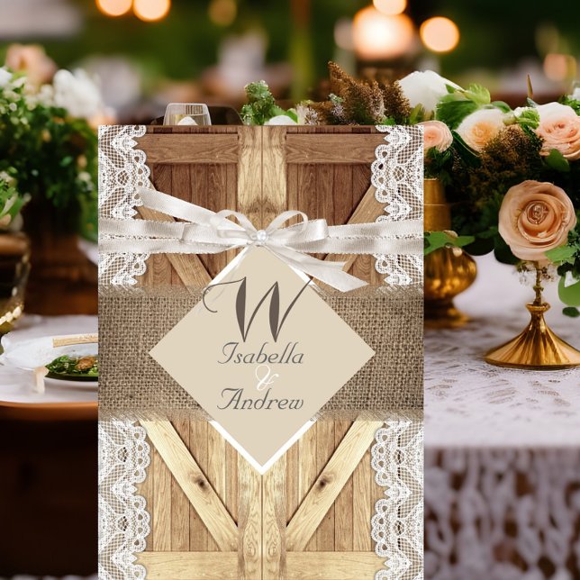 Rustik dörr bröllop beige vit spets trä säckväv inbjudningar (Skapare uppladdad)