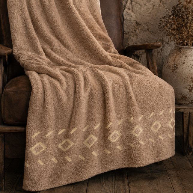 Rustik filt med diamantmönster (Rustic diamond detailing inspired by desert trails and layered neutral interiors)