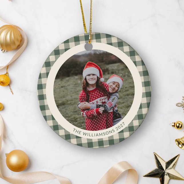 Rustik grön buffelplaid jul familjefoto julgransprydnad keramik (Skapare uppladdad)