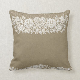 Rustik Hantverk & Vitt Spetsigt Lacy Farmhouse Chi Kudde