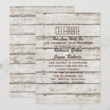 rustik inbjudan till bröllop på lada i gammalt trä