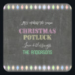 Rustik jul Potluck Chalkboard String Ljus Fyrkantigt Klistermärke<br><div class="desc">Rustic jul Potluck Chalkboard String Ljus. En färgstark och glatt design för inbjudan din vän att fira säsongen! Använda Anpassa verktyg om du vill lägga till information,  gör ändringar. Om du vill ha matchande artiklar går du till min jultursamling.</div>