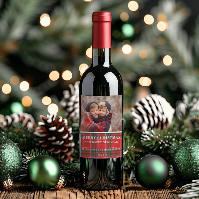 Rustik Julpsets Red Grönt Photo Vinflaska Etikett (Rustic Christmas Plaid Red Green Photo Wine Label)