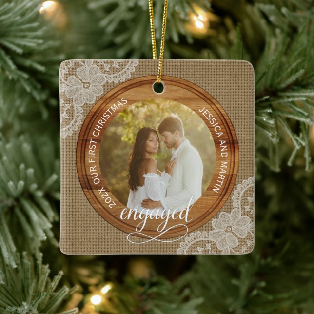 Rustik Jute och Spets Första Jul Förlovad Julgransprydnad Keramik (Träd)
