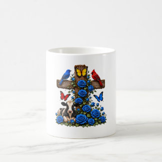 Rustik kors blå rosor och ko-mugg kaffemugg
