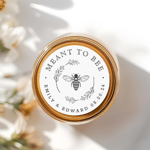 Rustik krans med botaniska motiv som bröllopsfavor runt klistermärke