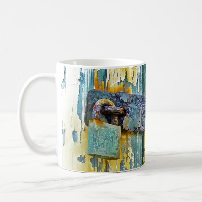 Rustik lås Förfallen blå lada trädörr närbild Kaffemugg (Vänster)