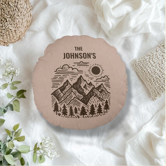 Rustik Modern Berg Anpassad Rund Kudde (Round Mountain Modern Rustic Throw Pillow)