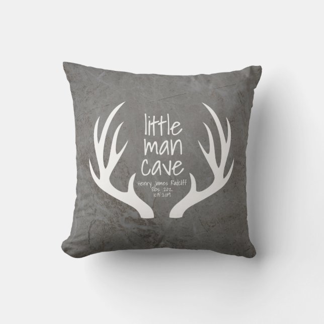 Rustik pojkrum med hjorthorn Little Man Cave Kudde (Framsida)