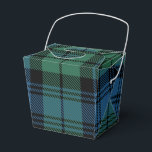 Rustik randig röd grön Campbell-tartan Presentaskar<br><div class="desc">Fyll dina presentbehov med denna söta randiga Campbell-tartan presentlåda för alla speciella tillfällen,  inklusive födelsedagar,  årsdagar,  helgdagar</div>
