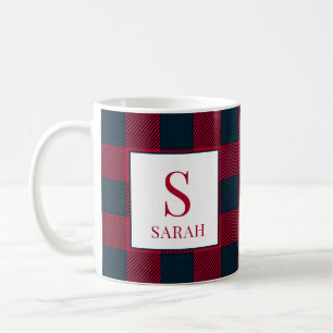 Rustik röd och svart Buffalo-rutig monogramnamn Kaffemugg