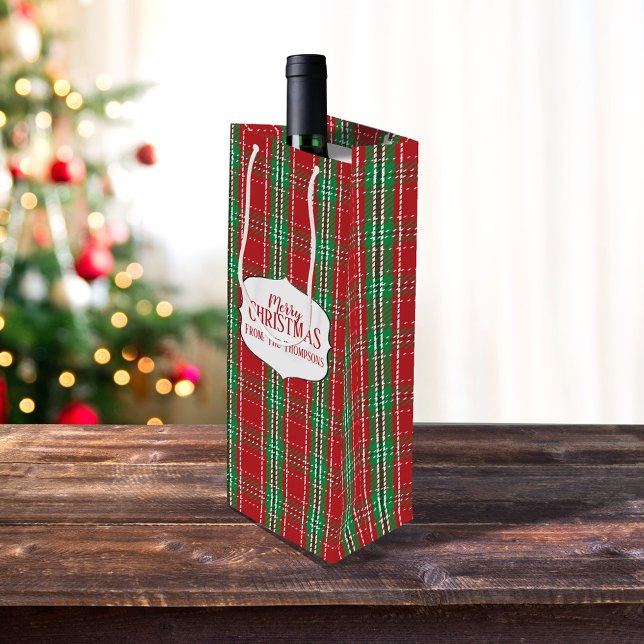 Rustik röd tartanrutig vintermönster monogram (Merry Christmas holiday red and green gift bag.)
